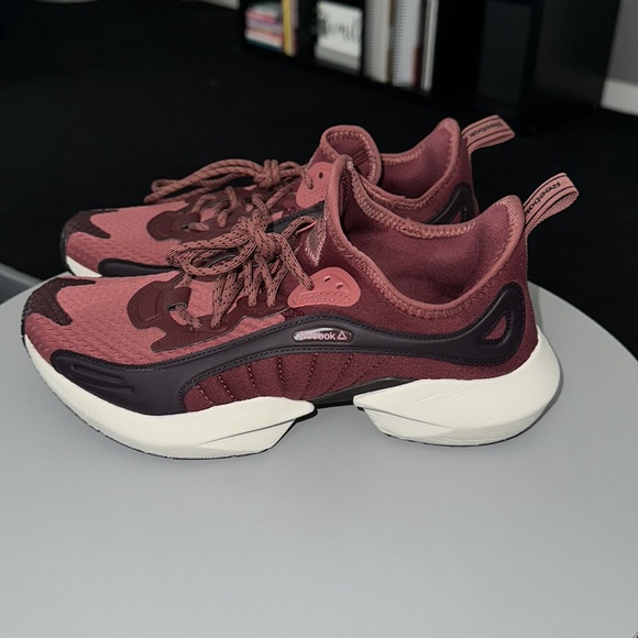 Reebok Sole Fury 00 Womens Burgundy Mesh Athletic Running Shoes - Picture 2 of 9
